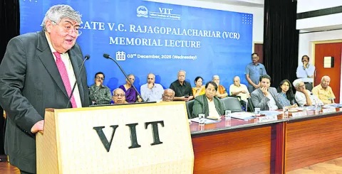 న్యాయ వ్యవస్థలో మార్పులు అవసరం 