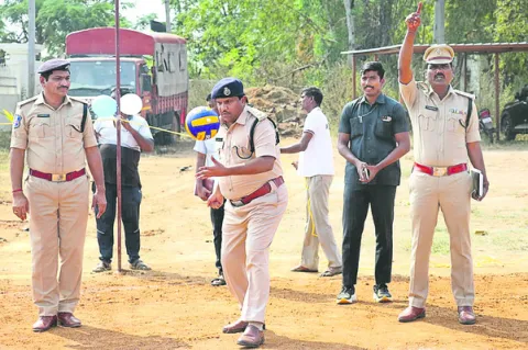 క్రీడలతో శారీరక దారుఢ్యం