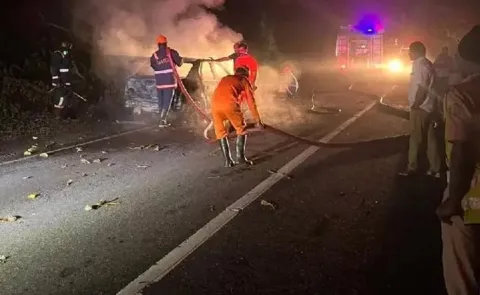 Fire Broke Out In A Car Carrying Sabarimala Pilgrims