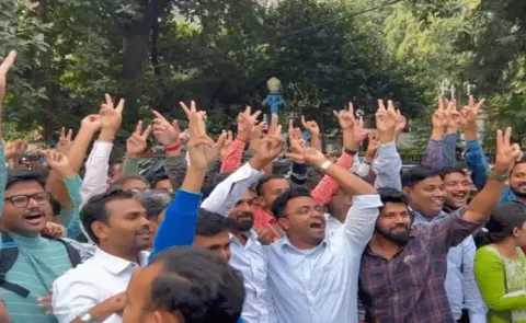 Calcutta High Court Reinstates 32,000 West Bengal Primary Teachers Jobs