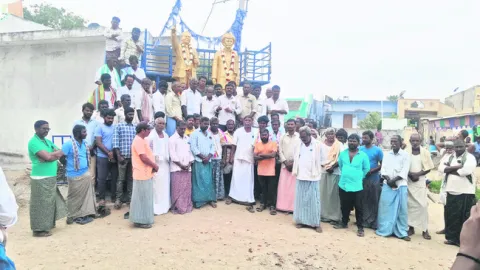 పెద్దధన్వాడలో సంబరాలు 
