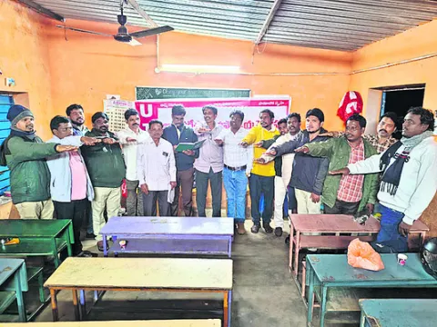 సీనియర్‌ టీచర్లను టెట్‌ నుంచి మినహాయించాలి