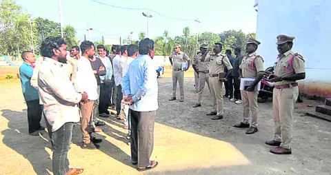 గొడవలకు పాల్పడే  రౌడీ షీటర్లపై పీడీ యాక్టు