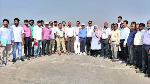 పరిశీలించి.. ఆరా తీసి