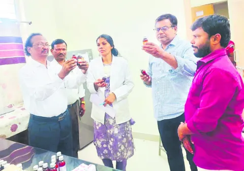 విధుల్లో నిర్లక్ష్యం వహించొద్దు 