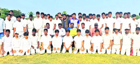 ముగిసిన ఆరు జిల్లాల క్రికెట్‌ జట్ల ఎంపికలు
