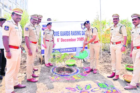 ప్రజాభద్రతలో హోంగార్డుల సేవలు అమూల్యం
