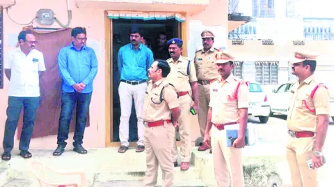 సమస్యాత్మక గ్రామాల్లో ప్రత్యేక చర్యలు