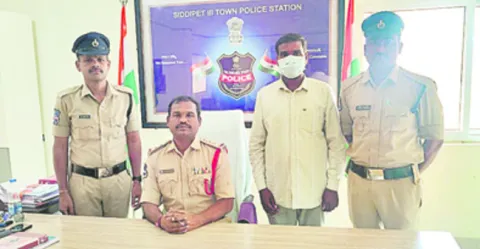 విధులకు ఆటంకం కలిగించిన వ్యక్తి అరెస్టు 