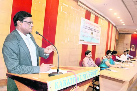 నిబంధనల మేరకు దివ్యాంగులకు అవకాశాలు 