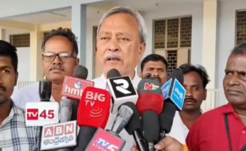 CPM Leader Gafoor Takes On Chandrababu Naidu