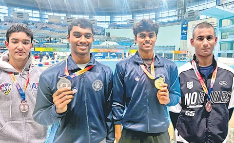 Four medals for Telangana swimmers3