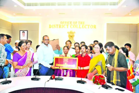 ప్రపంచ విజేతకు పట్టాభిషేకం