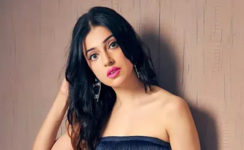 Divya Khossla described Bollywood filled with crocodiles