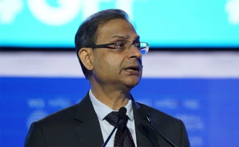 RBI Governor Sanjay downplayed impact of tariffs opportunity for India5