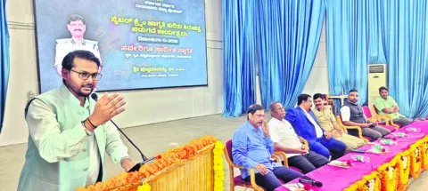 విద్యార్థులు సహకరించాలి 