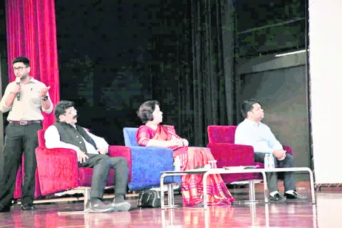 ‘తెలంగాణ విజన్‌’ వేదికపై కేఎంసీ!