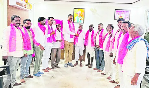 కాంగ్రెస్‌ నాయకులను నిలదీయాలి