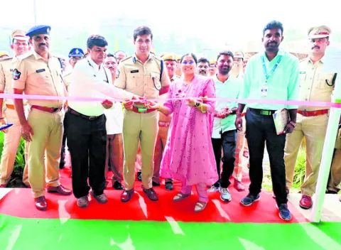 ప్రతిరోజూ వ్యాయామం చేయాలి 