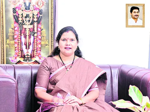 డీఎల్‌డీవోనే డీడీవోగా మార్చారు