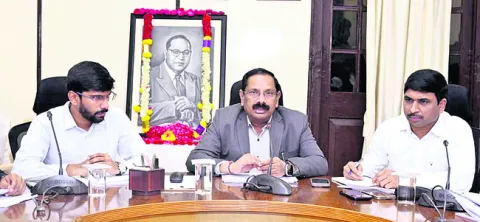 జిల్లా అంతటా శనివారం ఉష్ణోగ్రతలు స్థిరంగా నమోదయ్యాయి. చ