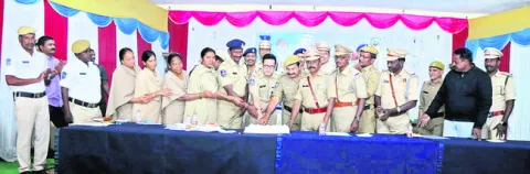 హోంగార్డుల సేవలు కీలకం