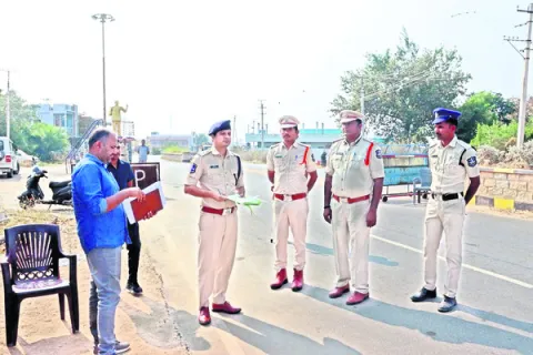 నిఘా నీడలో ఎన్నికలు