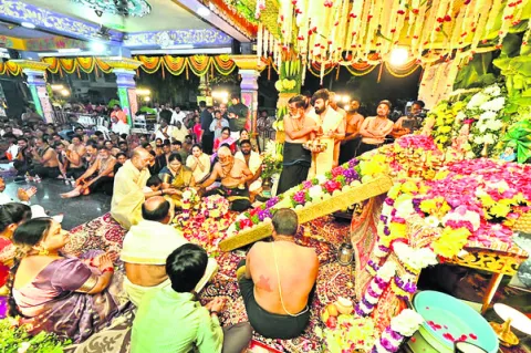 స్వామియే శరణం అయ్యప్ప