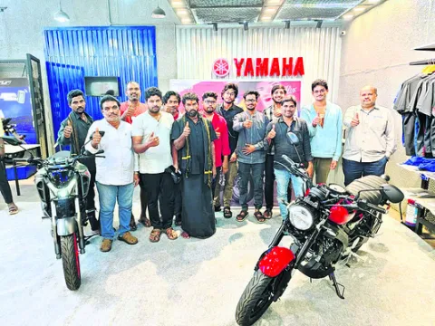 మార్కెట్లోకి యమహా కొత్త బైక్‌లు 