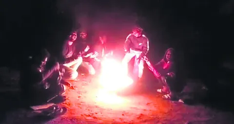 వణికిస్తున్న శీతల గాలులు