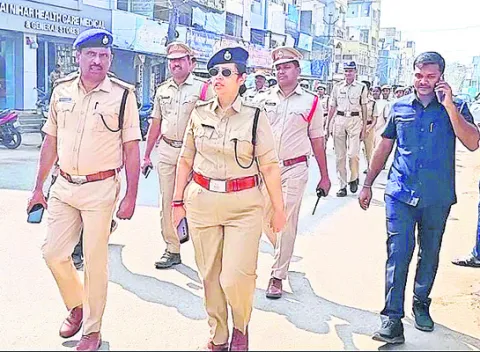 నిబంధనలు ఉల్లంఘిస్తే కఠిన చర్యలు