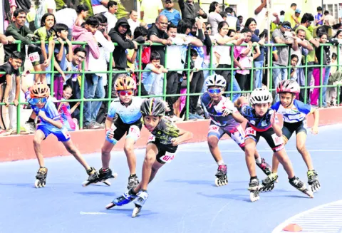 ఉత్సాహంగా స్కేటింగ్‌ పోటీలు 