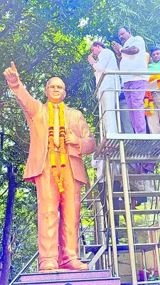 రాజ్యాంగం స్ఫూర్తితో సాగుదాం 