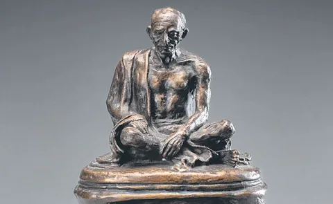 Miniature model of London Gandhi statue set for UK auction