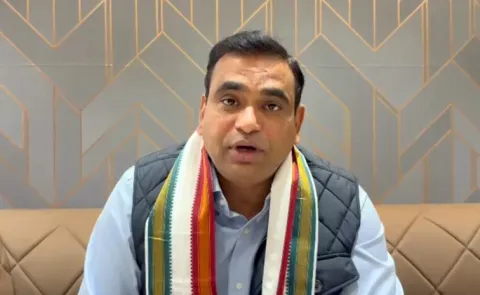 MP Chamala Takes On Kishan Reddy