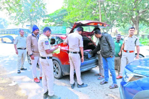 సరిహద్దుల్లో పటిష్ట నిఘా 