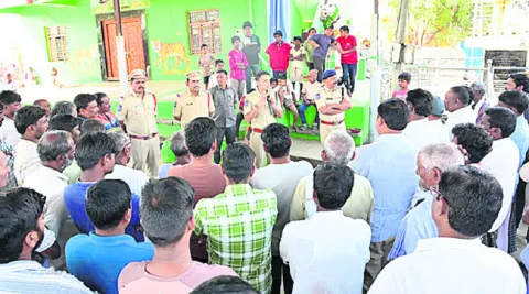 ఓటు హక్కు స్వేచ్ఛగా వినియోగించుకోవాలి