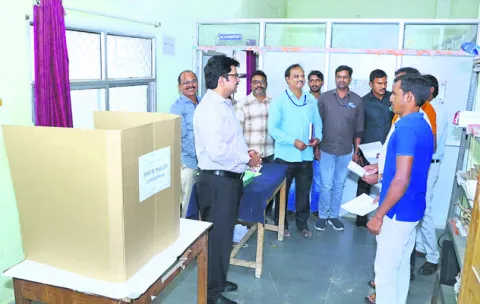 చెల్లని ఓట్లను గుర్తించడంలో జాగ్రత్త