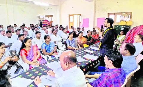 ఖర్చుల లెక్క.. చూపాలి పక్కా