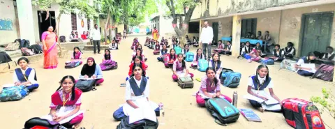 అందని అల్పాహారం 