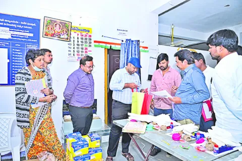 పోలింగ్‌కు పటిష్ట ఏర్పాట్లు 