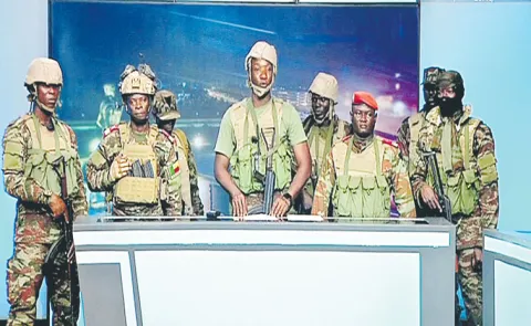 Benin government says armed forces foil coup attempt13