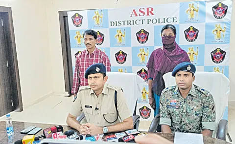 Maoist couple from Sukma district of Chhattisgarh surrenders