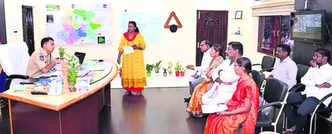 ప్రజా సమస్యల పరిష్కారానికి కృషి