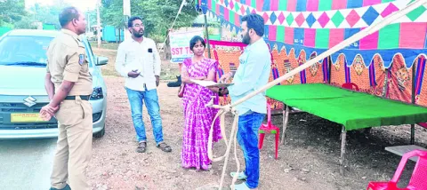 మద్యం రవాణాను అరికట్టాలి