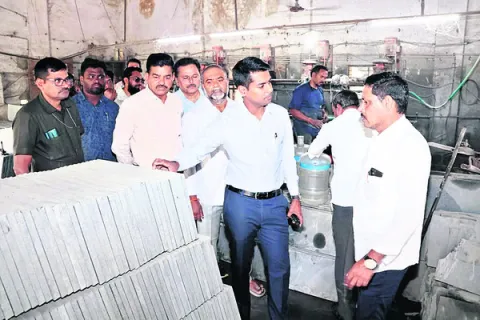 పరిశ్రమల బలోపేతానికి కృషి