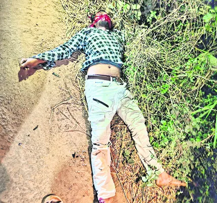 రోడ్డు ప్రమాదంలో వ్యక్తి మృతి 