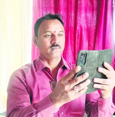 ఎస్‌ఎస్‌ఏ ఉద్యోగులకు ఎఫ్‌ఆర్‌ఎస్‌