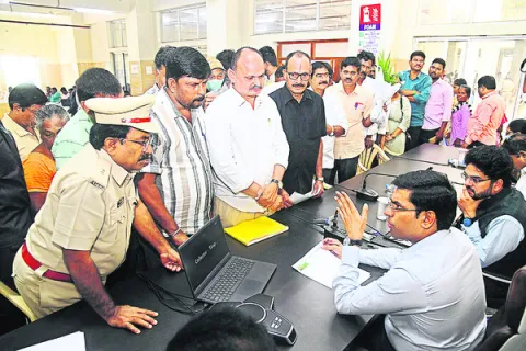 పీజీఆర్‌ఎస్‌ను సీరియస్‌గా తీసుకోండి