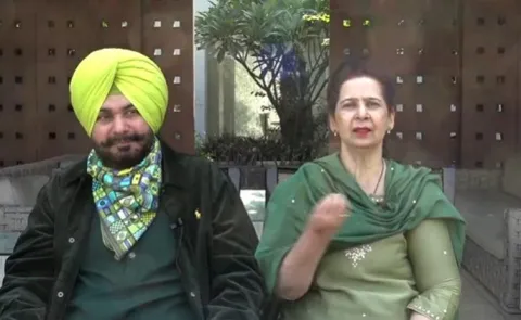 Sidhu wife navjot kaur suspended by Congress after CM remark 